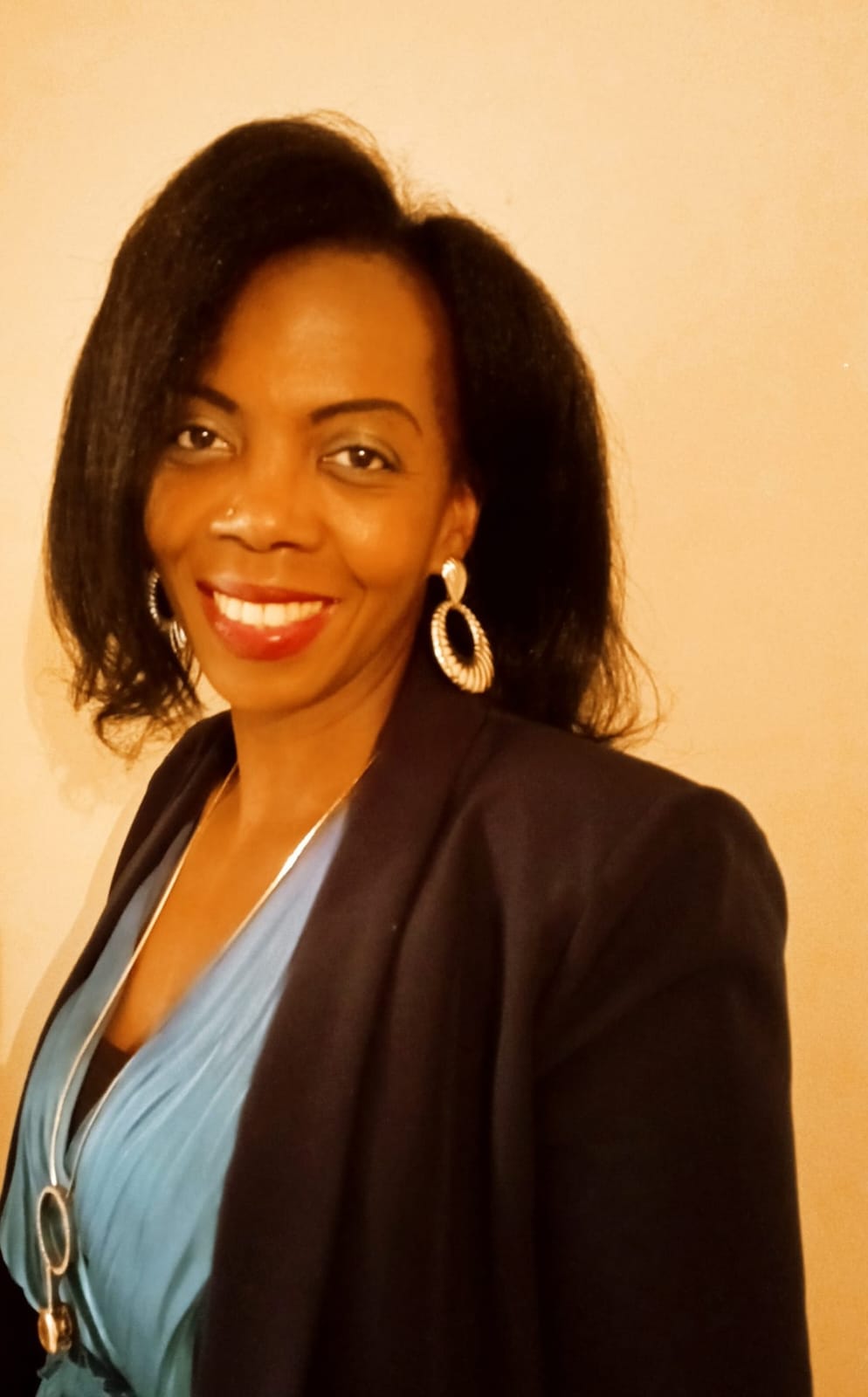 Portrait illustratif — Françoise Uwera, fondatrice